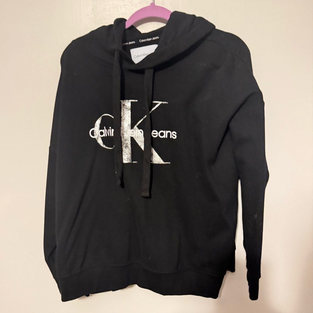 CK black hoodie